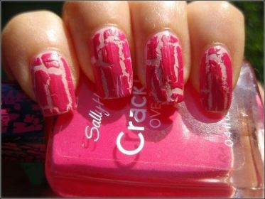 Sally Hansen Crackle Overcoat 04 Fuchsia Shock Hot Pink